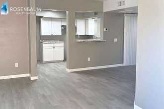 Building Photo - 2145 N Bell Ave