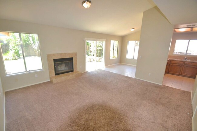 Building Photo - 9032 Amador Valley Ct