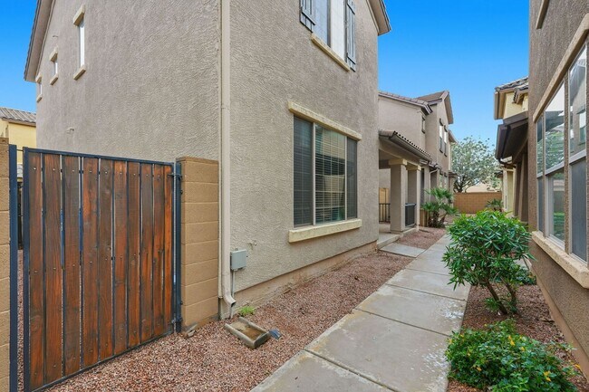 Foto del edificio - Higley Park Home