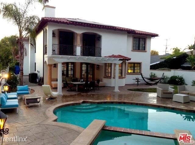Primary Photo - 4906 Rubio Ave