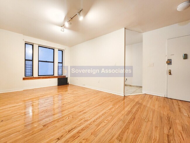 Foto del edificio - 112 Haven Ave