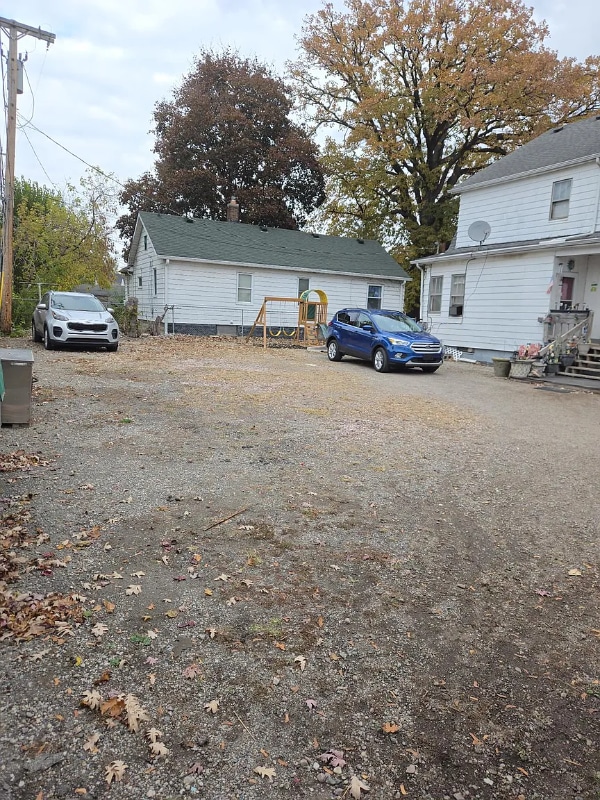 Building Photo - 22727 Rein Ave