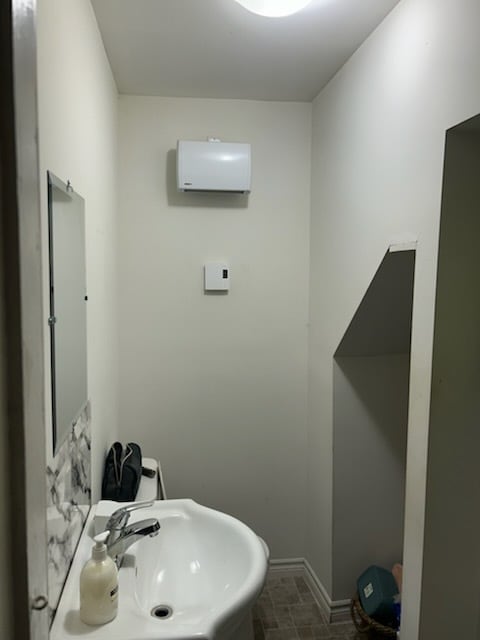 Building Photo - 47 King St