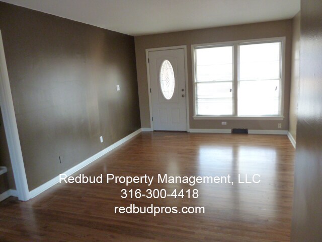 Foto del edificio - 2147 S Parkwood Ln