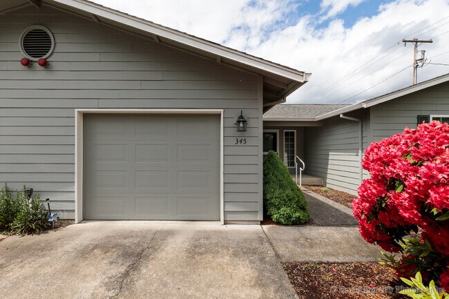 Building Photo - 345 N Vernonia Rd