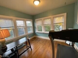 Foto del edificio - 11909 Buckingham Ave