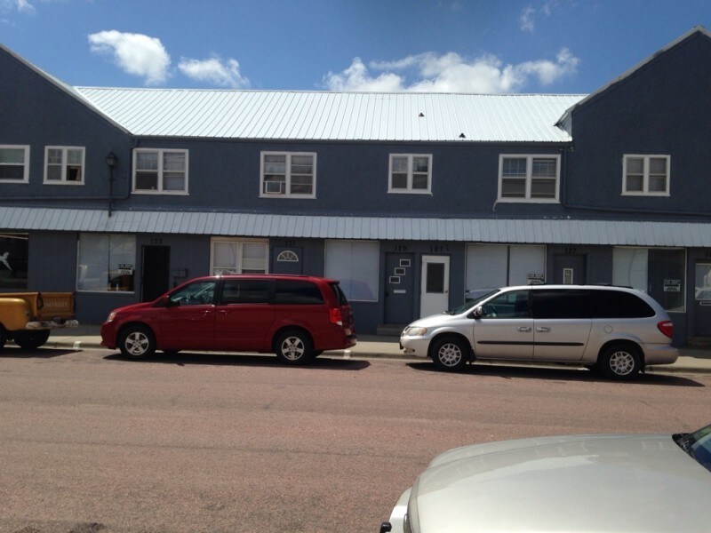 Foto principal - 127 E 2nd Ave