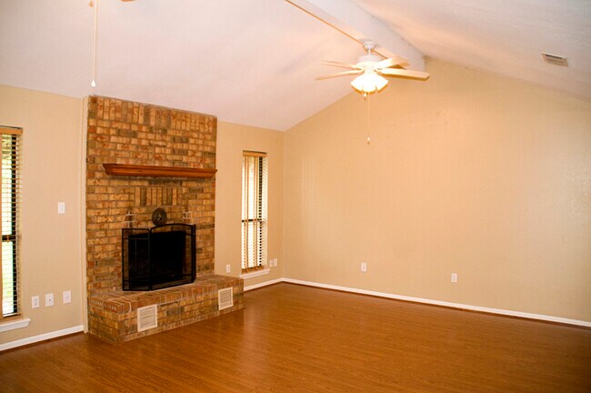Building Photo - 322 Moonlight Trail