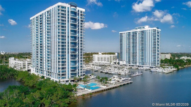 Foto del edificio - 17301 Biscayne Blvd