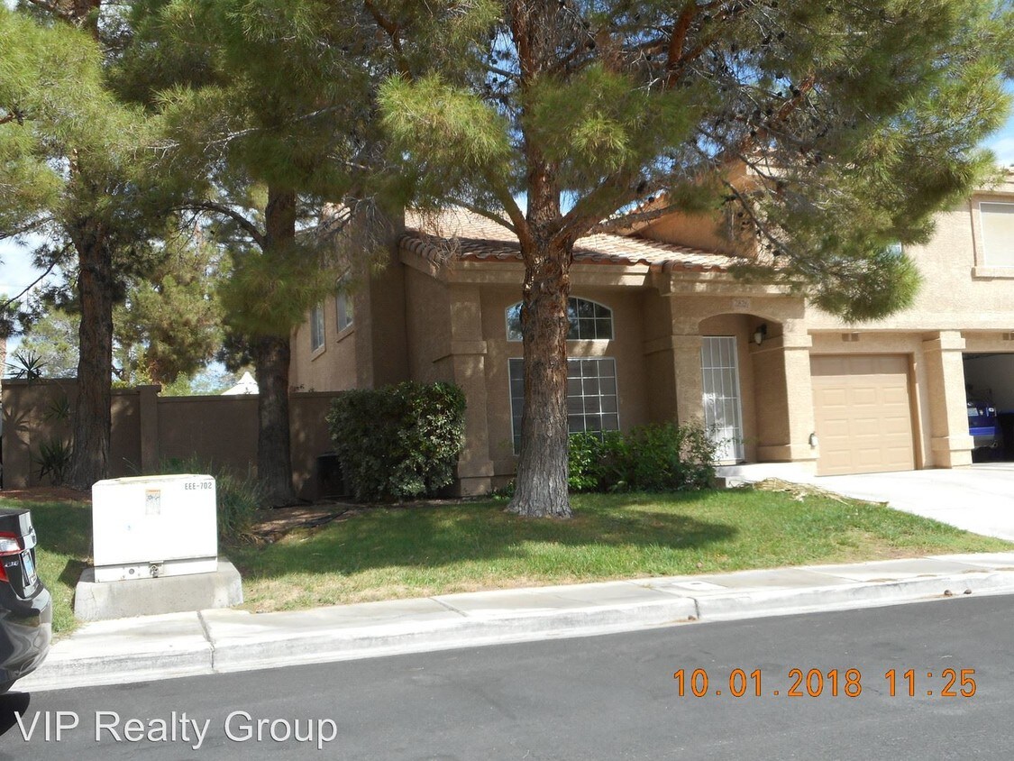 2826 Crystal Lantern Dr