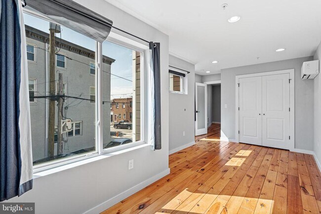 Foto del edificio - 2521 E Dauphin St