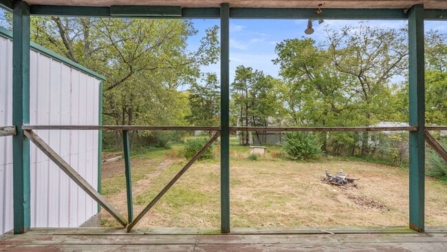 Building Photo - 337 W Court St