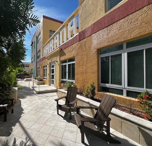 Foto del edificio - 1308 Drexel Ave