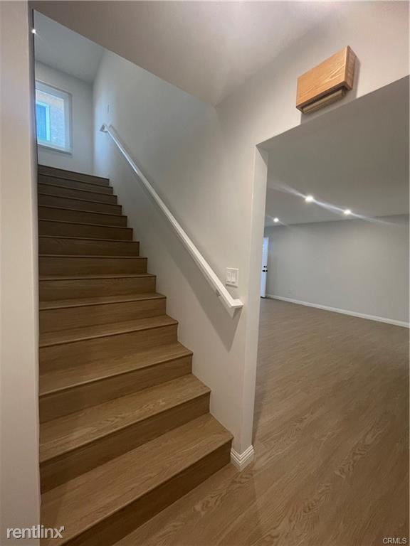 Foto del edificio - 3 br, 1.5 bath Duplex - 24444 Ward St