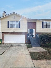 Building Photo - 1997 Oak Terrace Dr SE