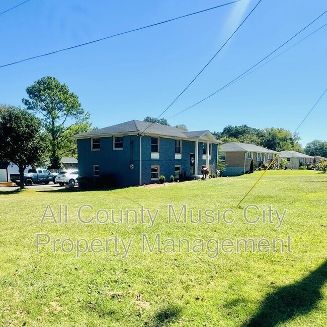 Building Photo - 117 Hepplewhite Dr