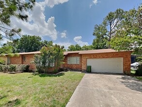 Building Photo - 3405 Norton Dr