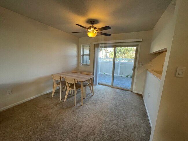 Foto del edificio - Pet Friendly Kahoma Village Furnished 3 Bed/2.5 Bath Townhome