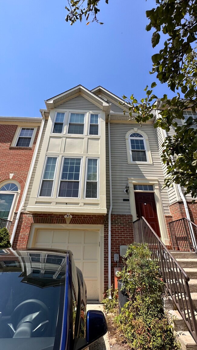 Building Photo - 7769 Blueberry Hill Ln
