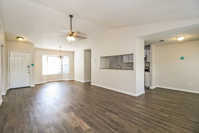 Building Photo - 1517 Caplin Dr