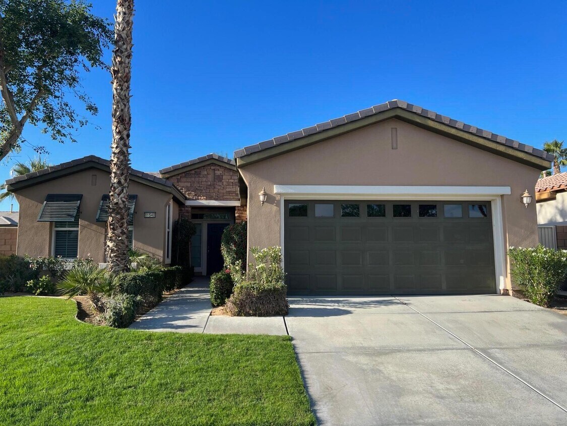 Primary Photo - 81540 Monarch Ct