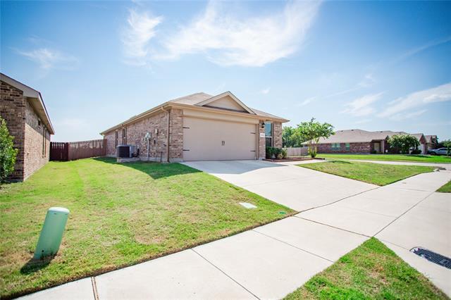 Building Photo - 9300 Red Brush Trl