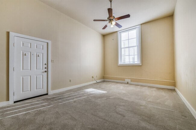 Foto del edificio - 2309 Harborside Dr