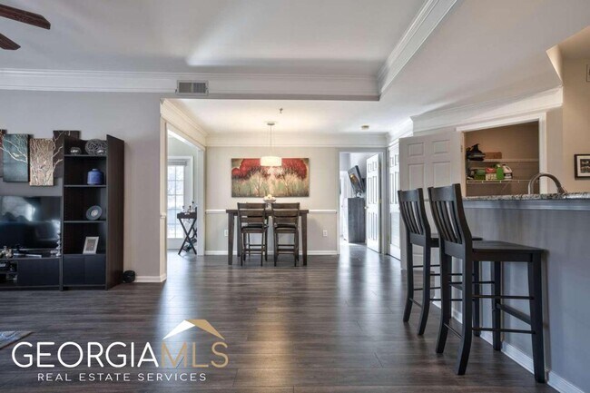 Foto del edificio - 2700 Pine Tree Rd NE