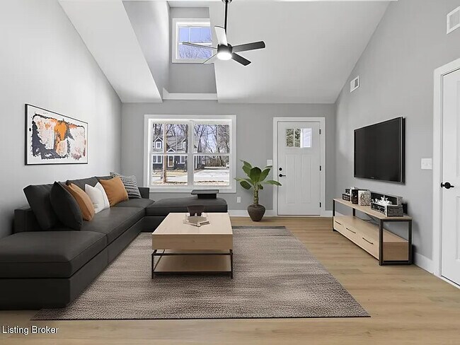 Foto del edificio - 109 N Kennett Ave