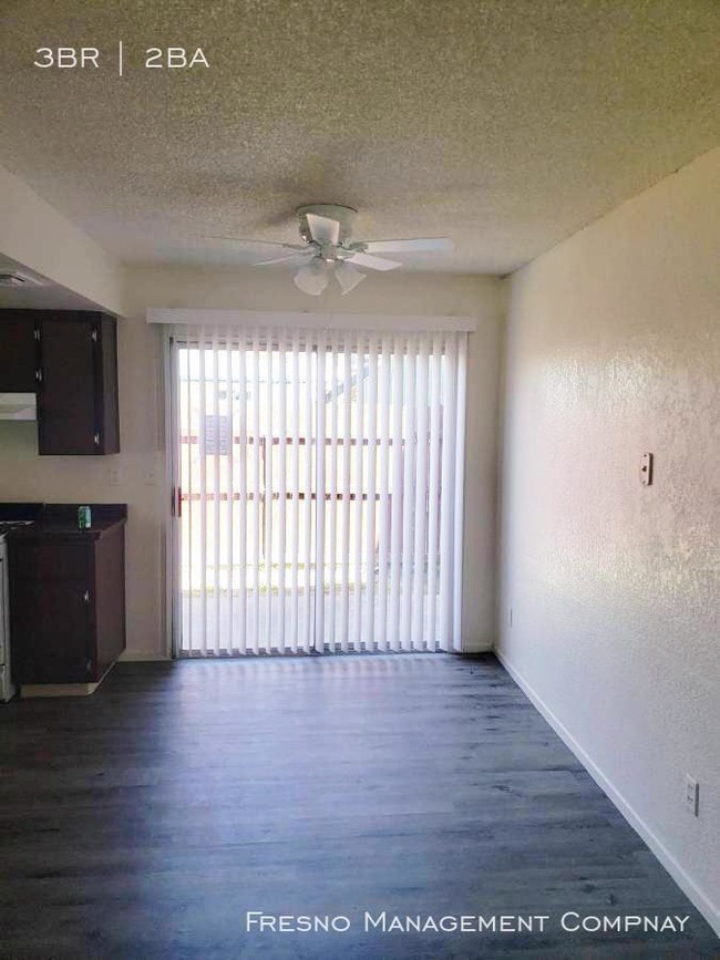 Building Photo - 3 bedroom in Fresno CA 93727