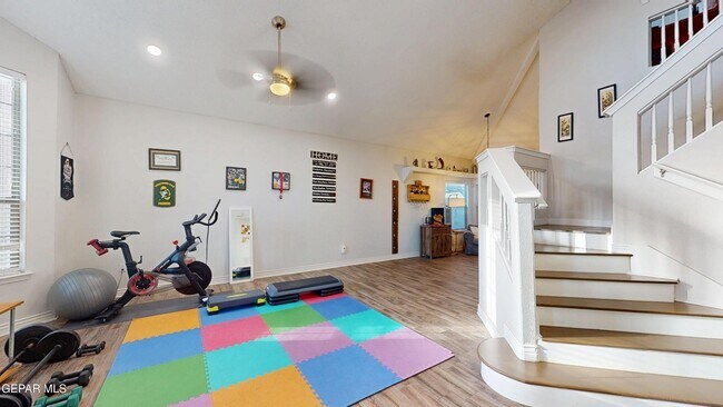 Foto del edificio - 3249 Emerald Point Dr