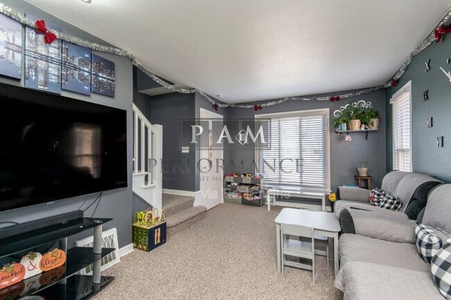 Building Photo - 3878 S Brust Ave