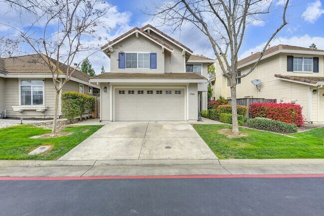 Building Photo - Beautiful East Roseville Home