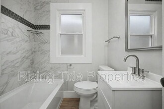 Building Photo - 2929 Wayland Ave