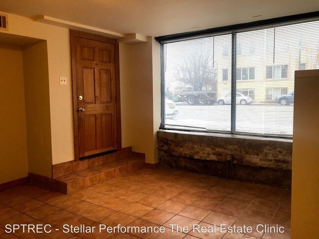 Foto del edificio - 450 N Western Ave
