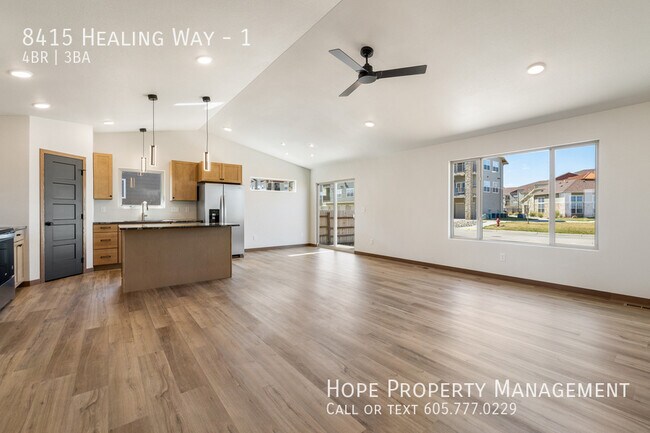 Foto del edificio - 8415 Healing Wy