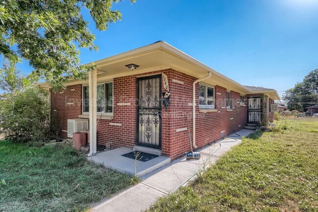 Photo - 1060 S Decatur St Townhome