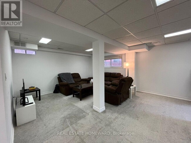 Photo du bâtiment - 82 Rush Rd