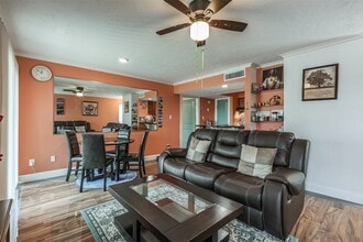 Building Photo - 3919 Fairmont Pkwy