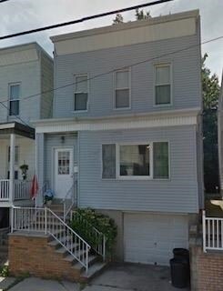 Primary Photo - 68 W 11th St