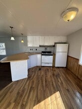 Building Photo - 3451 W 100 S