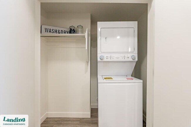 Foto del edificio - 1760 S Crismon Rd