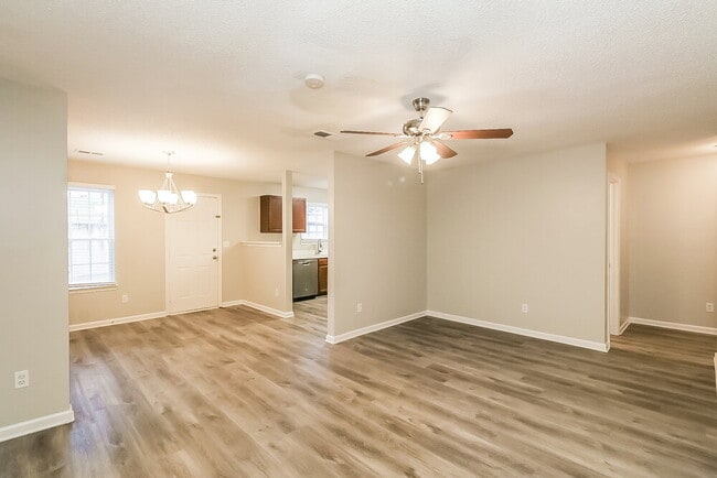 Foto del edificio - 1231 Brookstone Rd