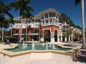 Foto principal - 1203 Town Center Dr