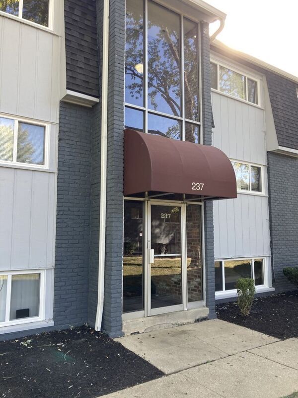 Foto del edificio - 239 N Twelfth Street
