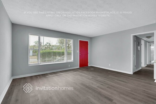 Building Photo - 7123 Hielo Dr