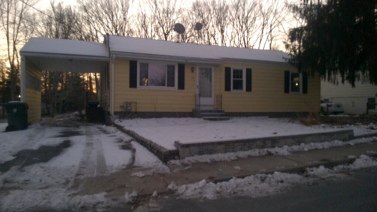 Primary Photo - 24 Quarry St