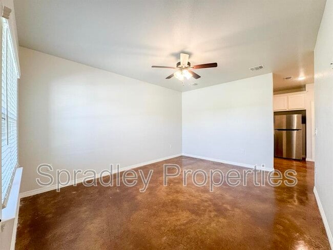 Building Photo - 1003 Sparrow Cove