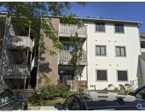 Building Photo - 5113 Ravens Crest Dr