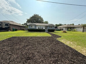 Building Photo - 114 Ridgewood Ave